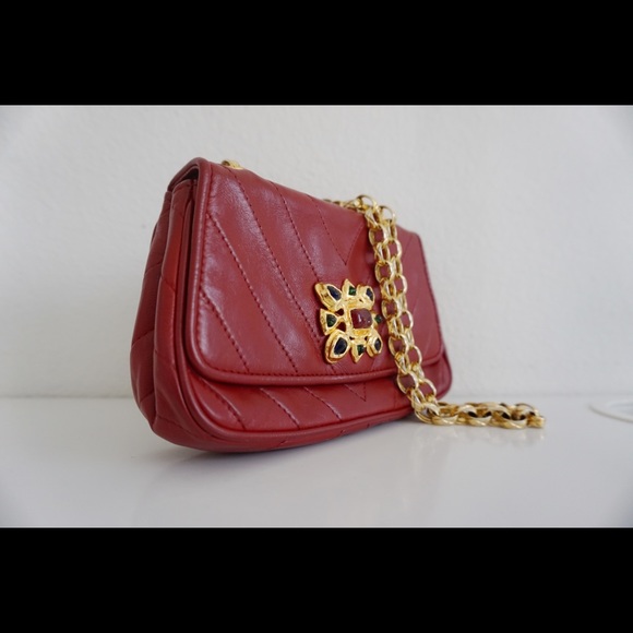 Vintage Chevron Lambskin Gripoix Mini - Picture 4 of 7